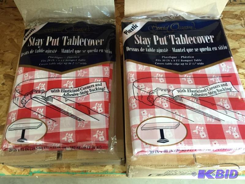 lot 16 image: 30 x 96 Gingham Table covers
