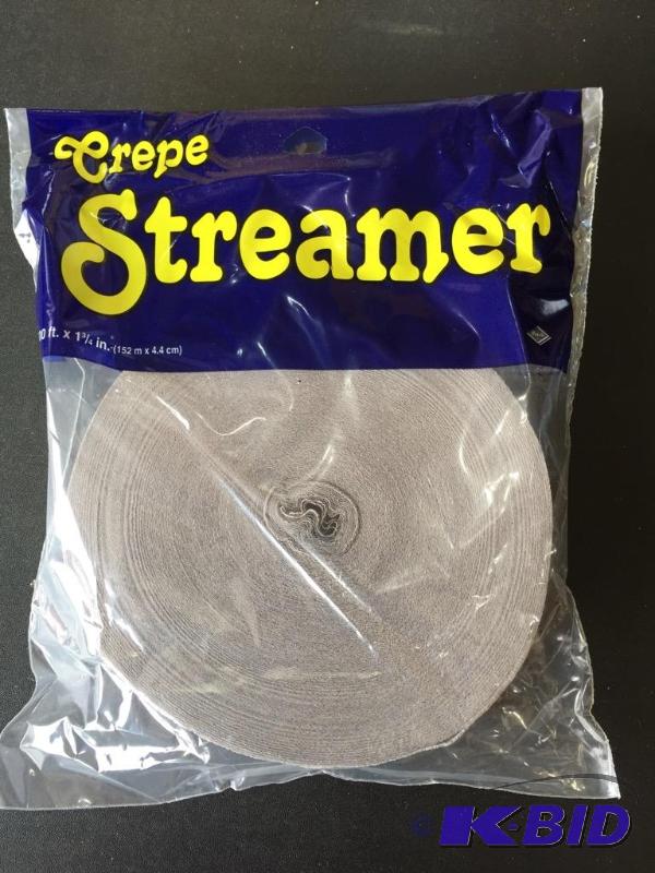 lot 215 image: Grey Streamers