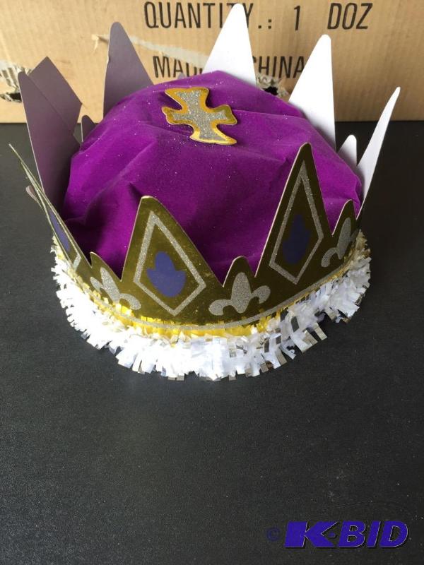 lot 222 image: Purple Queens crowns