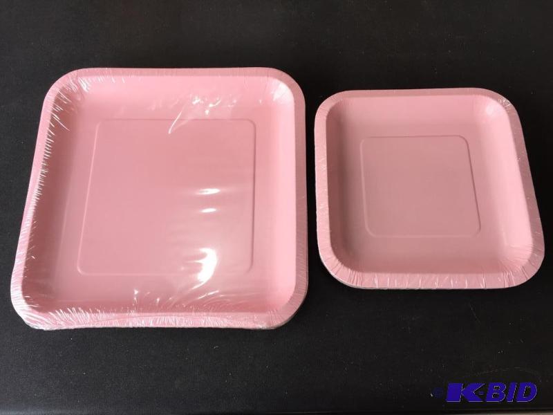 lot 255 image: Classic Pink Plates