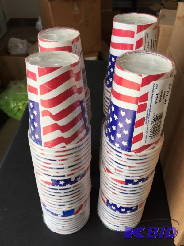 lot 291 image: Red White and Blue Cups 9 oz.