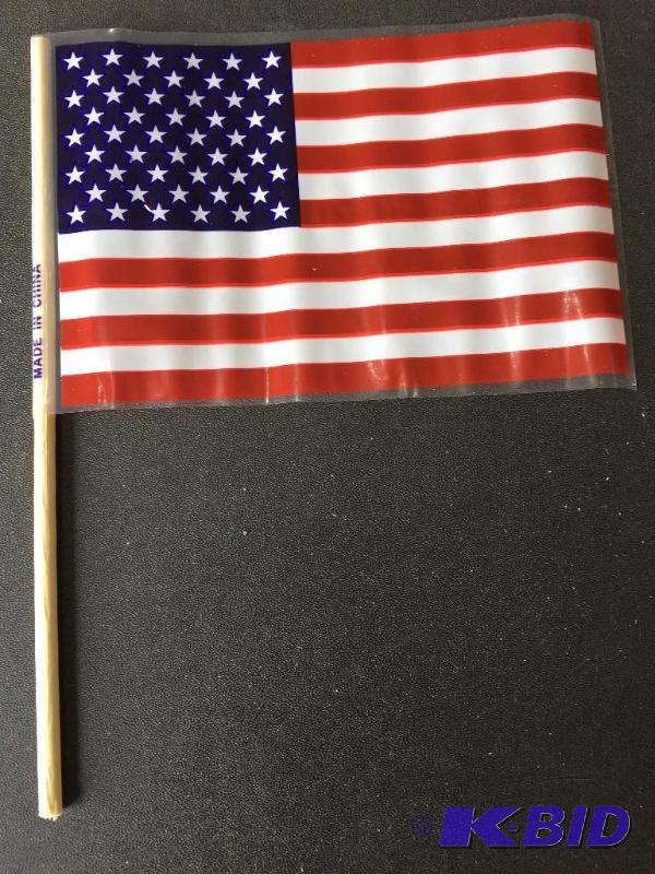 lot 300 image: Mini USA Flags