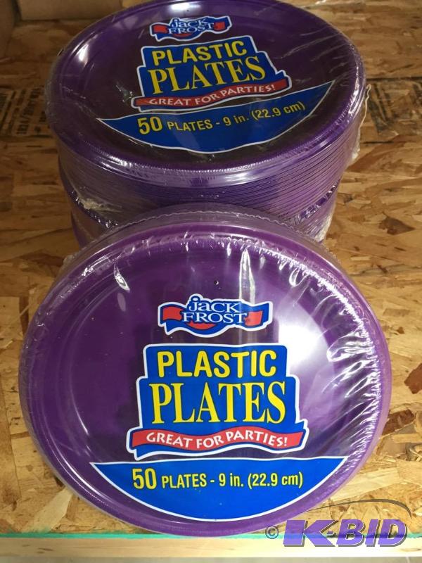 lot 57 image: 9 Purple Plastic Plates