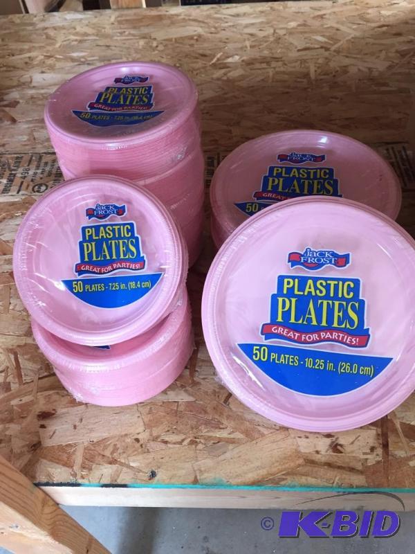 lot 63 image: 10.25 Pink Plates and  7.25 Pink Plates