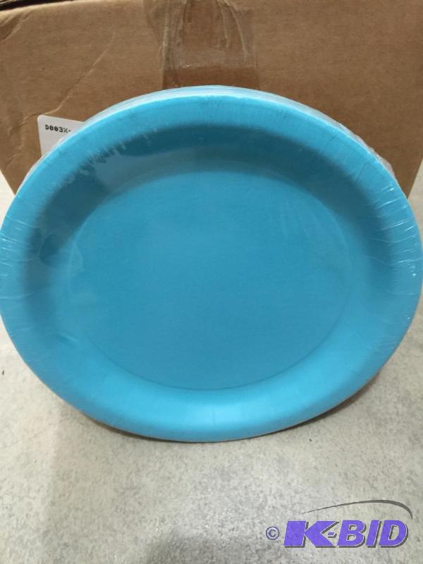 lot 69 image: 8.25 Bermuda Blue Dinner Plates