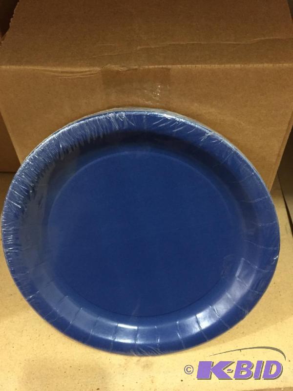 lot 73 image: 834 Navy Blue Plates