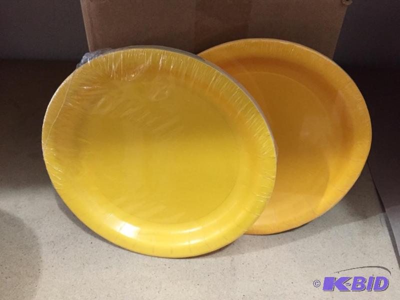 lot 75 image: 8-34 School Bus Yellow Plates