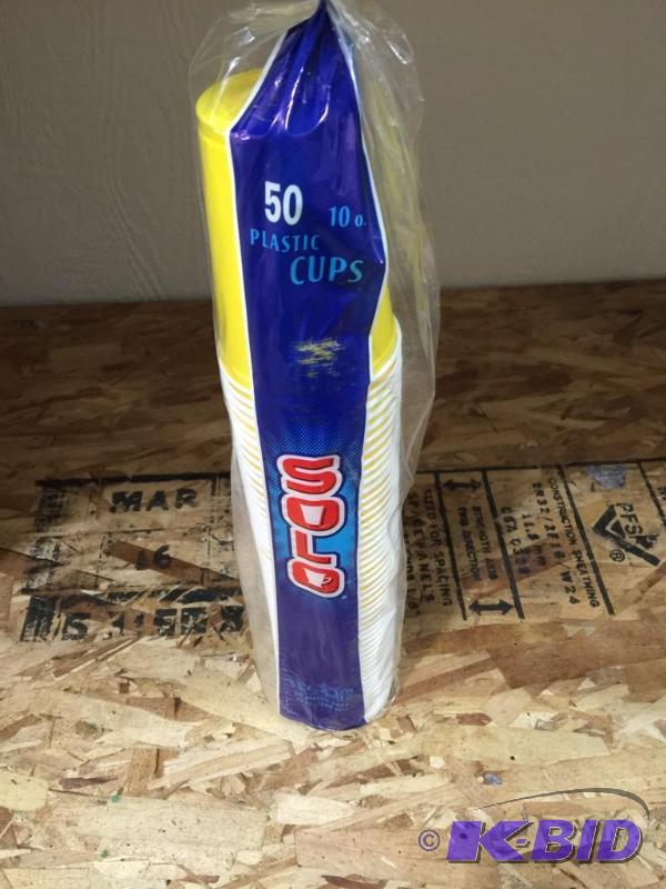 lot 81 image: 10oz Yellow Solo Cups