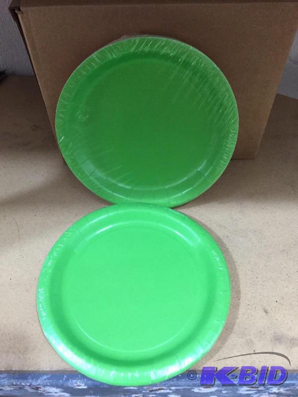lot 82 image: 8-34 Citrus Green Plates