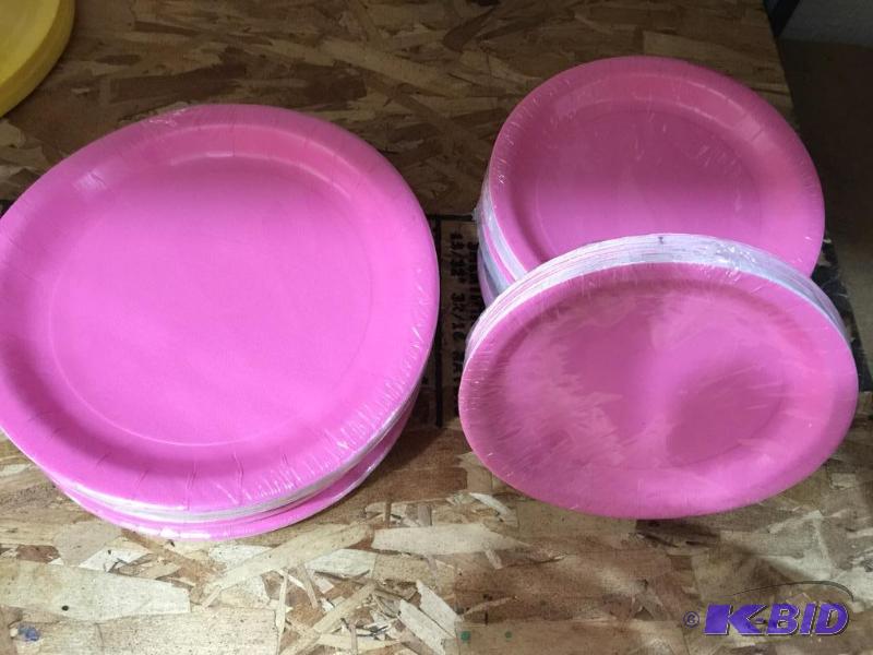 lot 91 image: 8-34 and 6-34 Candy Pink Plates