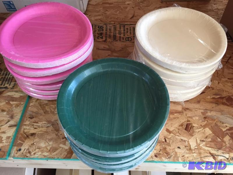 lot 92 image: 10-14  Pink-Green-Ivory Plates