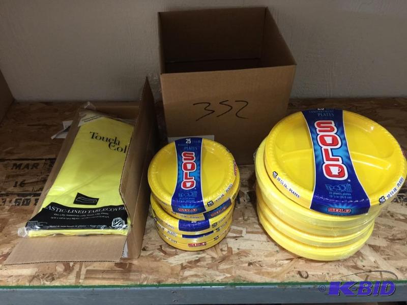 lot 95 image: 10-14 Plates and 7-14 plates and Table Covers