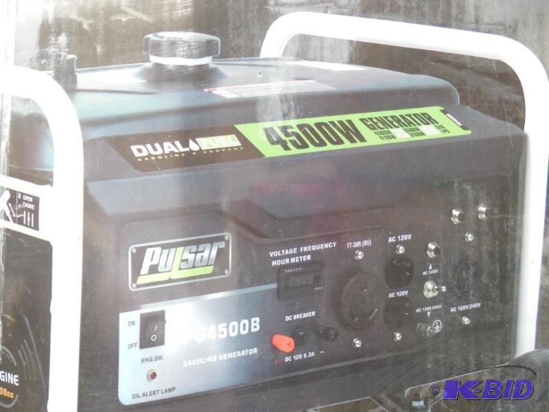 lot J19 image: Pulsar 4500w (Gas) 4100w(LP) Dual Fuel Portable Generator