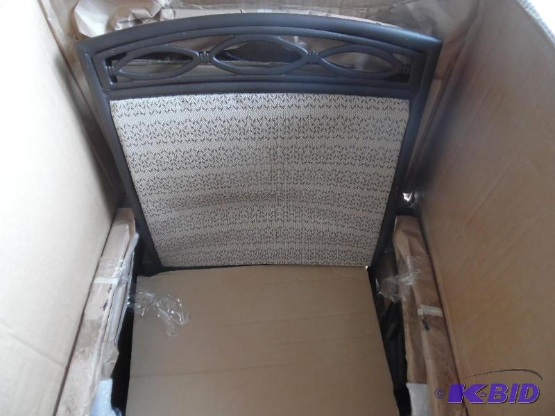 lot J22 image: Patio Chairs