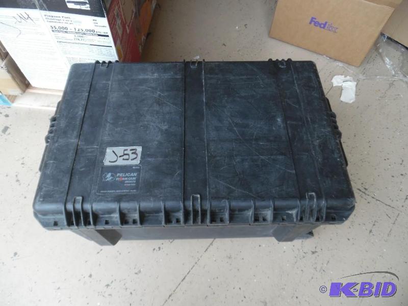 lot J53 image: Vet U.S. Military Surplus Pelican