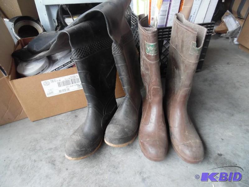 Rubber boots