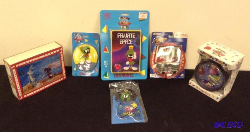 lot 3 image: Fun Looney Tunes Toys and Bonus Nascar Die Cast