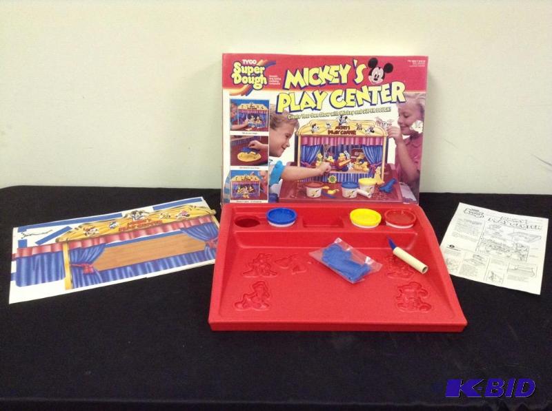 lot 79 image: Mickeys Play Center with Tyco Super Dough