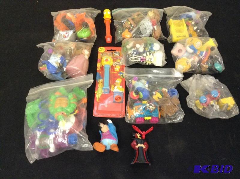 lot 86 image: Pez, Disney and More Small Toys