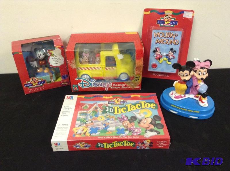 lot 9 image: Disneys Mickey Mouse ToysCollectibles