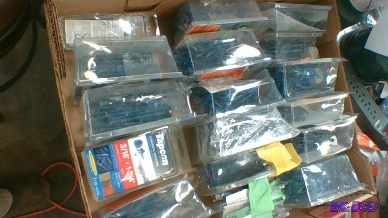 Large Flat of tapcons