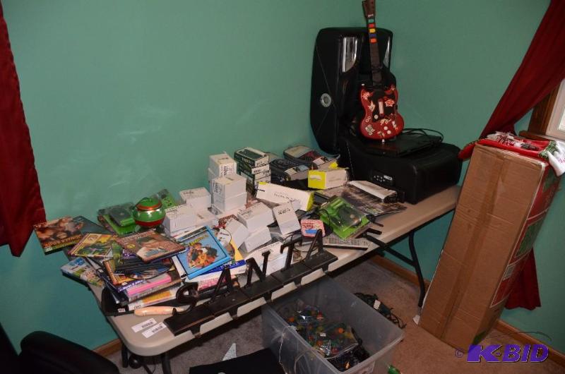 Large Lot of Misc. electronics including Tos...
