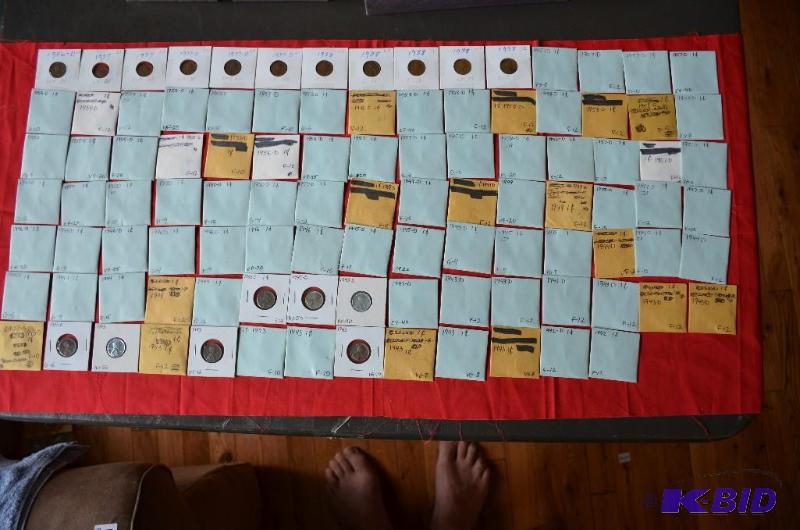 Lincoln head penny collection.&nbsp 152-160 ...