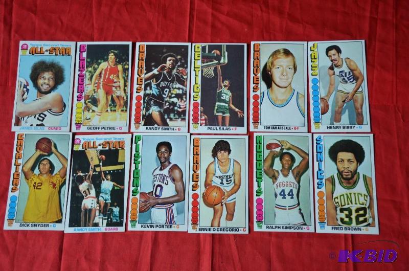 Lot of vintage basketball 1970s&nbspcards i...