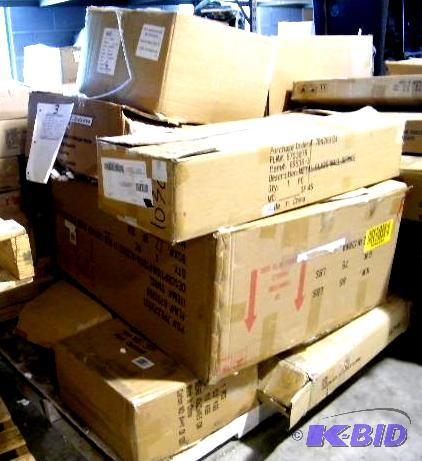 lot 3 image: Salvage Pallet LOT 3 - Mixed pallet with item...