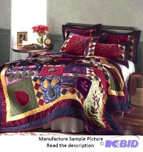 lot 15 image: Velvet Dreams Quilt - King - 100 x 90 Quilt -...
