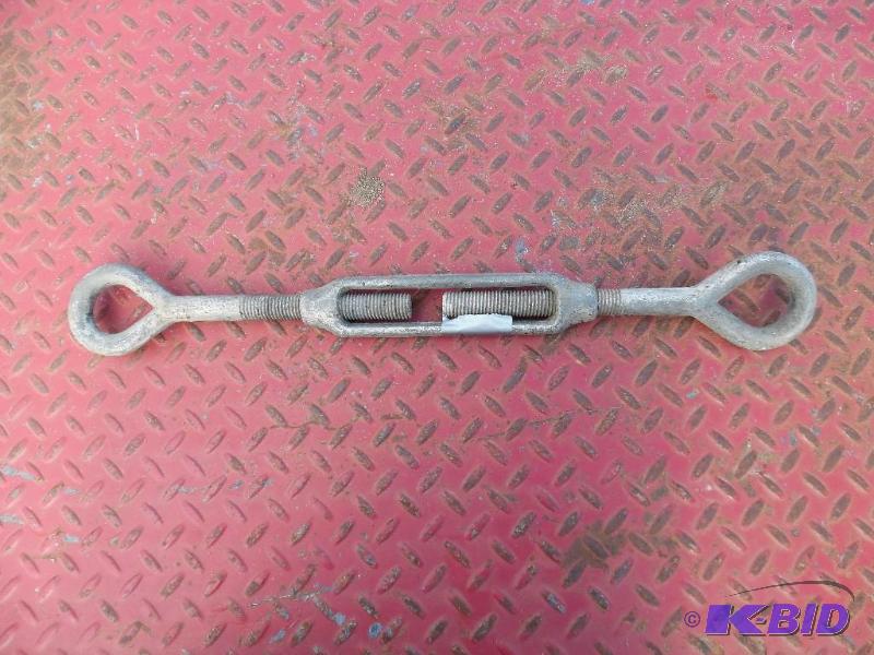 Tightening Hooks