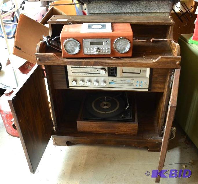 lot 143 image: Rare MORSE stereo system built in to cabinet ...