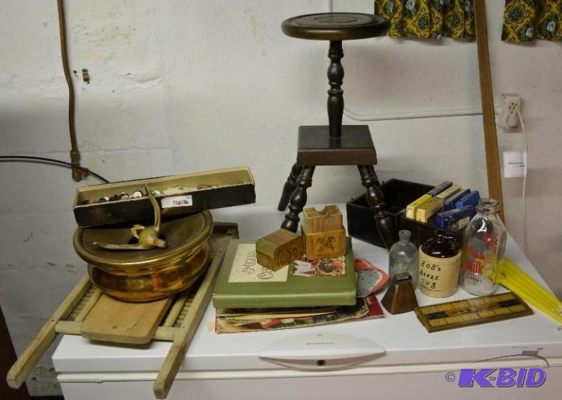 lot 145 image: Large group of antiques and collectibles lots...