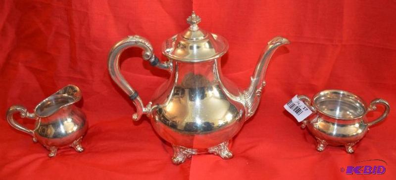 lot 17 image: Nice Tea Serving Set by Reed & Barton. It...