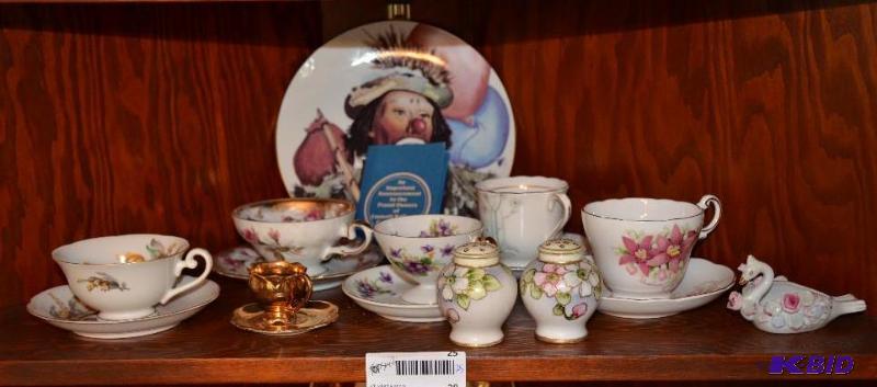 lot 25 image: Lot of 5 Beautiful Tea cups and saucers, salt...
