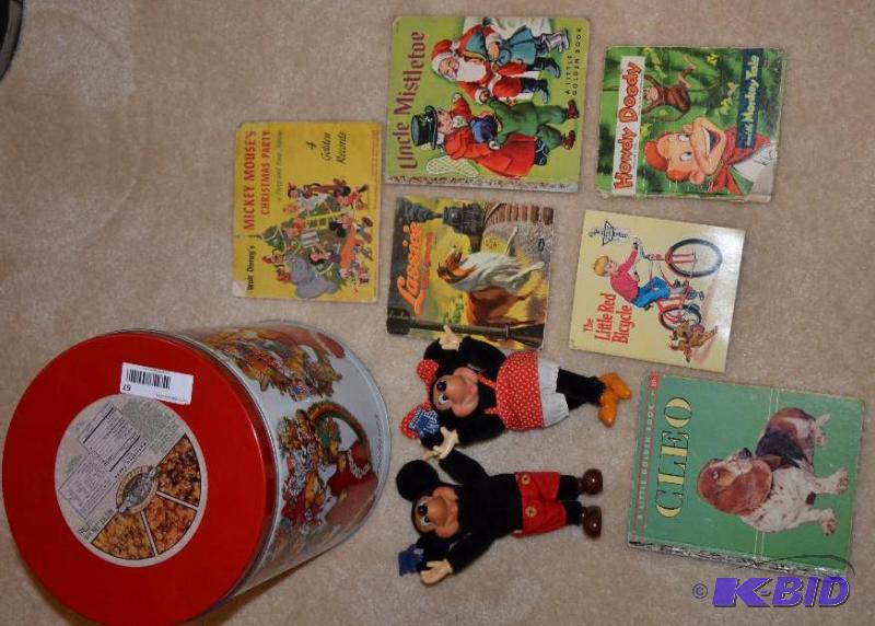 lot 67 image: 6 antique childrens&nbspbooks- Uncle Mistle...
