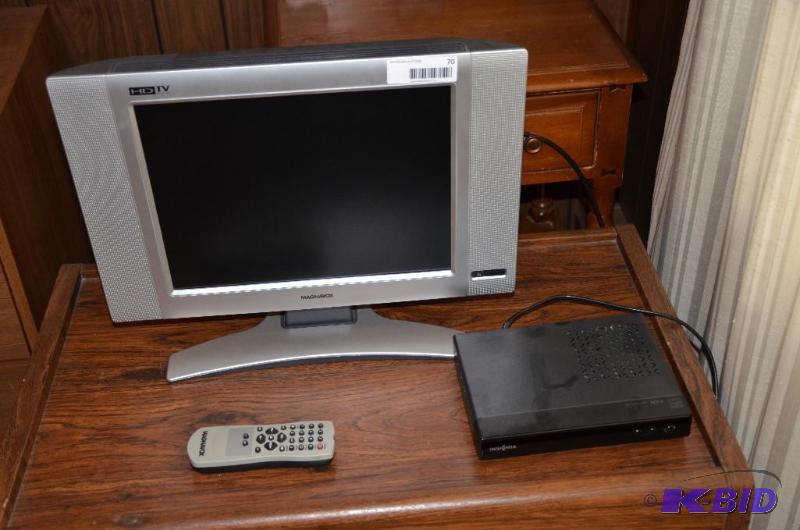 lot 70 image: Magnavox HD Tv Monitor model 15MF605T17 and ...