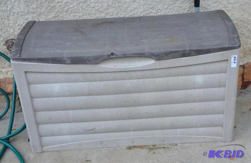 lot 98 image: Plastic Outdoor Storage Box...