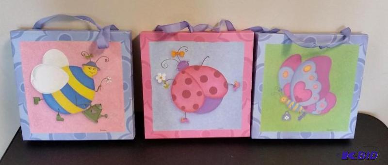 lot 63 image: Bug Artwork Wall Hangings
