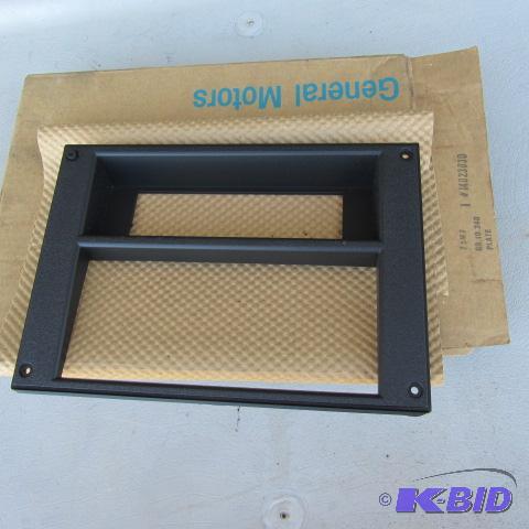 NOS GM Dash Face Piece