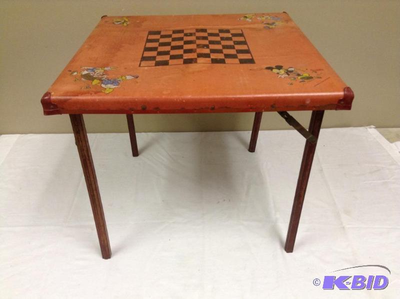lot 33 image: Small Disney Character Childs Folding Game Table