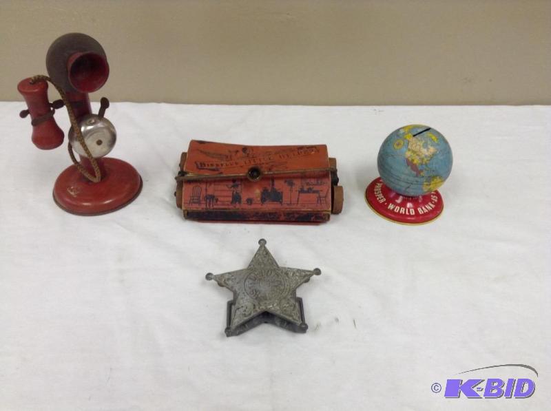 lot 41 image: Nice Lot of vintage classic Toys