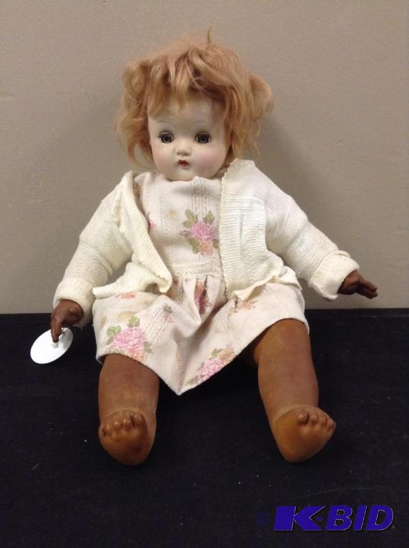 lot 64 image: 1955 Madam Alexander Dumplin Baby