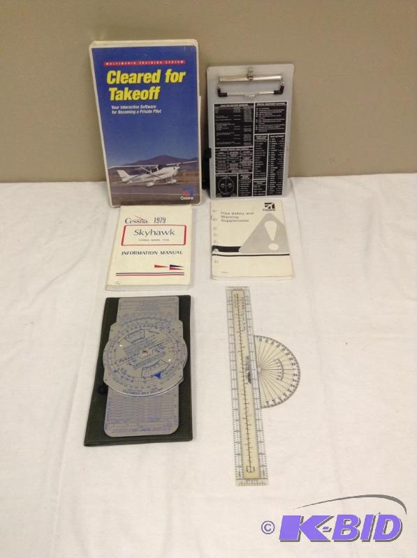 lot 85 image: Vintage Airplane Collectibles