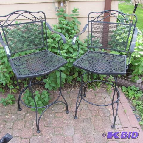lot 118 image: Two Swivel Seat Stools