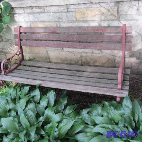 lot 123 image: Park Bench