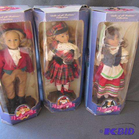 lot 126 image: Three Costume Dolls