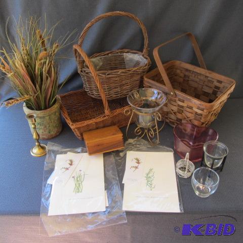 lot 133 image: Baskets, Illustrations, Jewelry Box
