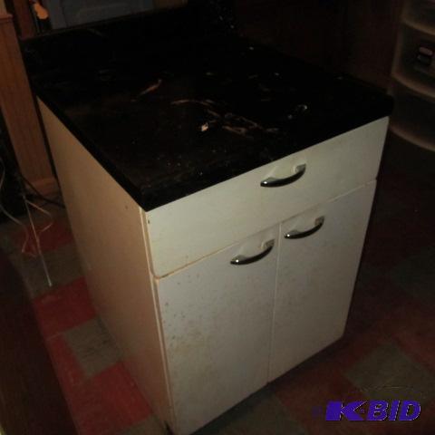 lot 181 image: Vintage Kitchen Cabinet