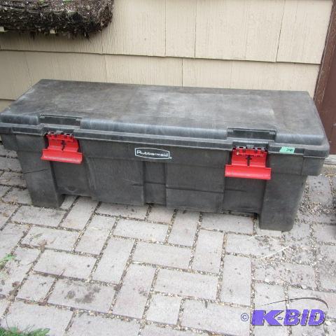 lot 240 image: Rubbermaid Trunk